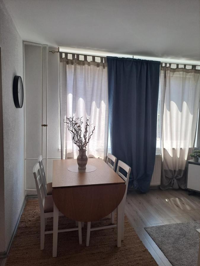Enjoy Traveling Apartment Tuzla Exterior photo