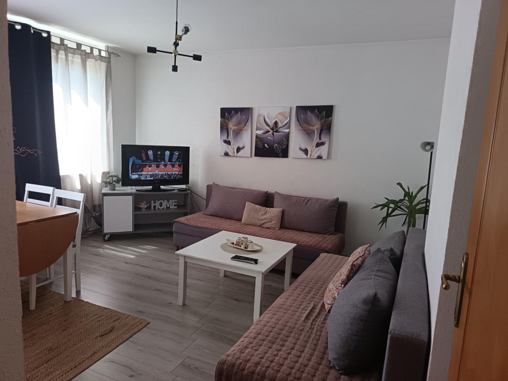 Enjoy Traveling Apartment Tuzla Exterior photo
